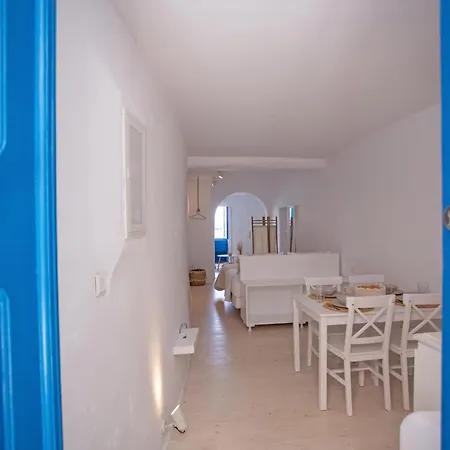 Thalassophile Deep Blue, Little Venice Apartment Mykonos Town