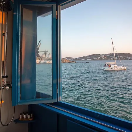 Thalassophile Deep Blue, Little Venice Apartment